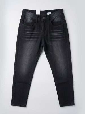 mom-jean-negro